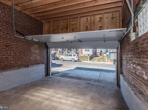 460 Robbins Street, Philadelphia PA 19111