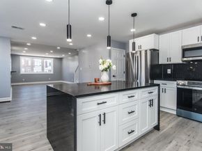 460 Robbins Street, Philadelphia PA 19111