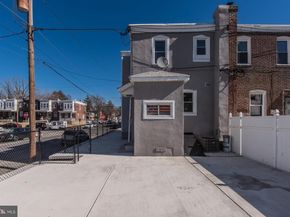 460 Robbins Street, Philadelphia PA 19111