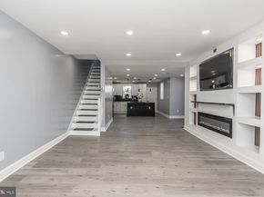 460 Robbins Street, Philadelphia PA 19111