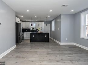 460 Robbins Street, Philadelphia PA 19111