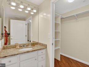 901 N Monroe Street 1408, Arlington VA 22201