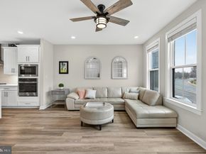 13010 Hattontown Square, Herndon VA 20171