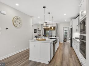 13010 Hattontown Square, Herndon VA 20171