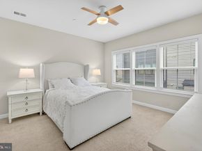 13010 Hattontown Square, Herndon VA 20171