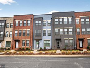 13010 Hattontown Square, Herndon VA 20171