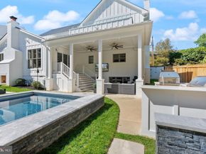 6032 28TH Street N, Arlington VA 22207