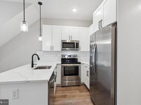 2019 N College Avenue, Philadelphia PA 19121