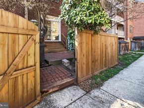 564 N West Street, Alexandria VA 22314