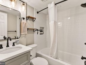 564 N West Street, Alexandria VA 22314