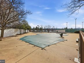 6101 Edsall Road 1107, Alexandria VA 22304