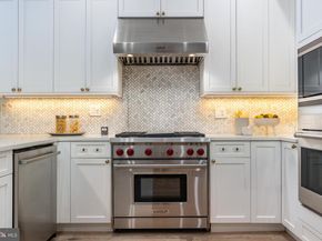 622 S 7TH Street, Philadelphia PA 19147