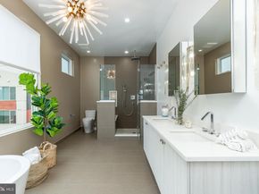 622 S 7TH Street, Philadelphia PA 19147