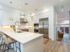 622 S 7TH Street, Philadelphia PA 19147