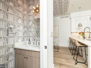 622 S 7TH Street, Philadelphia PA 19147