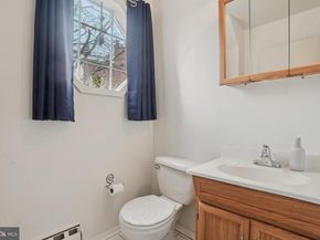 1 Queen Street 10, Philadelphia PA 19147