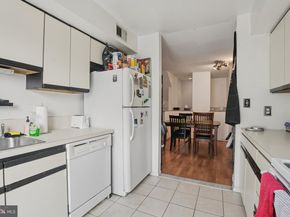 1 Queen Street 10, Philadelphia PA 19147