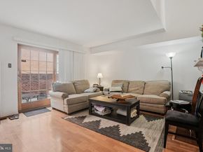 1 Queen Street 10, Philadelphia PA 19147