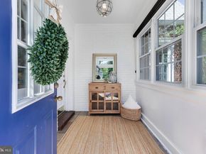 2710 S Joyce Street, Arlington VA 22202