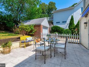 2710 S Joyce Street, Arlington VA 22202