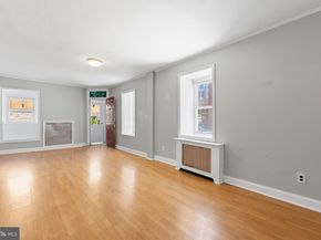 147 Green Lane, Philadelphia PA 19127