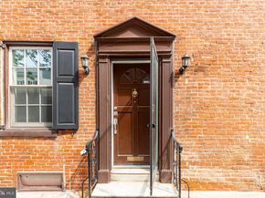 244 S 9TH Street, Philadelphia PA 19107