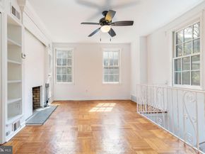 244 S 9TH Street, Philadelphia PA 19107