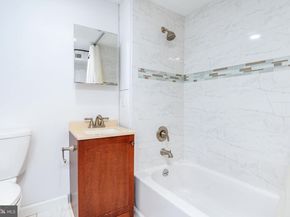 244 S 9TH Street, Philadelphia PA 19107