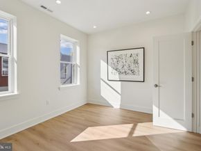 2441 S Clarion Street, Philadelphia PA 19148
