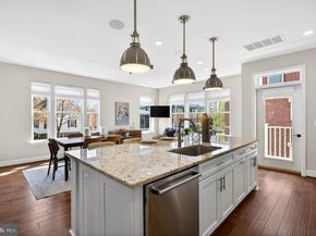 151 Center S 1, Vienna VA 22180