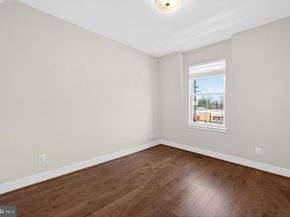 151 Center S 1, Vienna VA 22180