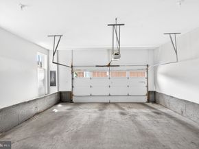 151 Center S 1, Vienna VA 22180