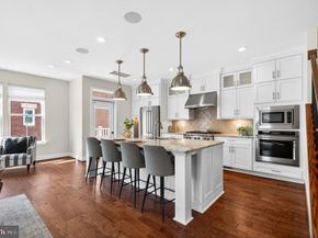 151 Center S 1, Vienna VA 22180