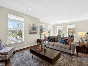 151 Center S 1, Vienna VA 22180