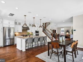 151 Center S 1, Vienna VA 22180