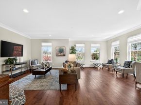 151 Center S 1, Vienna VA 22180