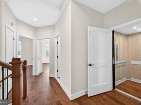 151 Center S 1, Vienna VA 22180