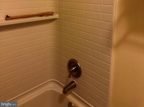 3315 Wyndham Circle 2233, Alexandria VA 22302