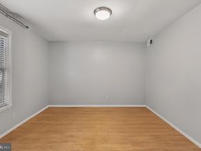 3179 Summit Square Drive 2B6, Oakton VA 22124