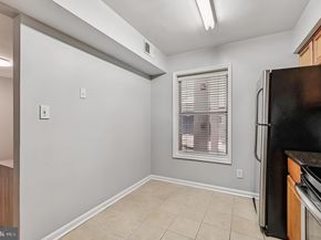 3179 Summit Square Drive 2B6, Oakton VA 22124