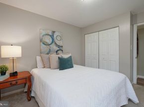 1021 Brixton Court, Sterling VA 20164