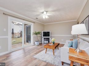 1021 Brixton Court, Sterling VA 20164