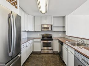 111 S 15TH Street P208, Philadelphia PA 19102