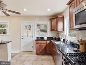 3955 Taney Avenue, Alexandria VA 22304