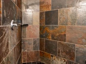 2200 Arch Street 1011, Philadelphia PA 19103