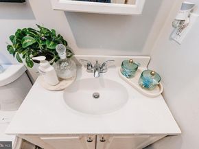 6330 Newtown Avenue, Philadelphia PA 19111