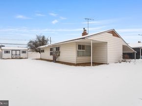 57 Palm Lane, Levittown PA 19054