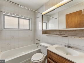 57 Palm Lane, Levittown PA 19054