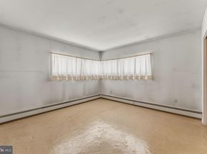 57 Palm Lane, Levittown PA 19054