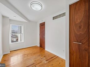 2042 E Huntingdon Street, Philadelphia PA 19125